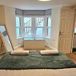 דירה Treetops - Garden Flat With Woodland Access *