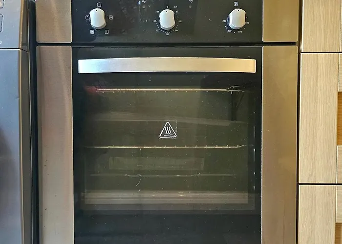 Treetops - Garden Flat With Woodland Access Bristol